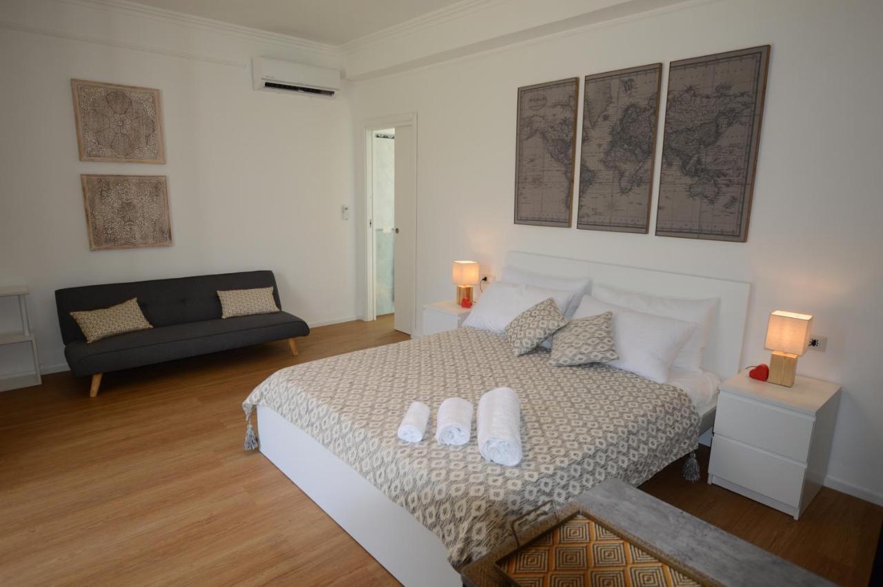 Casa Blanca B&B Latina Exteriér fotografie