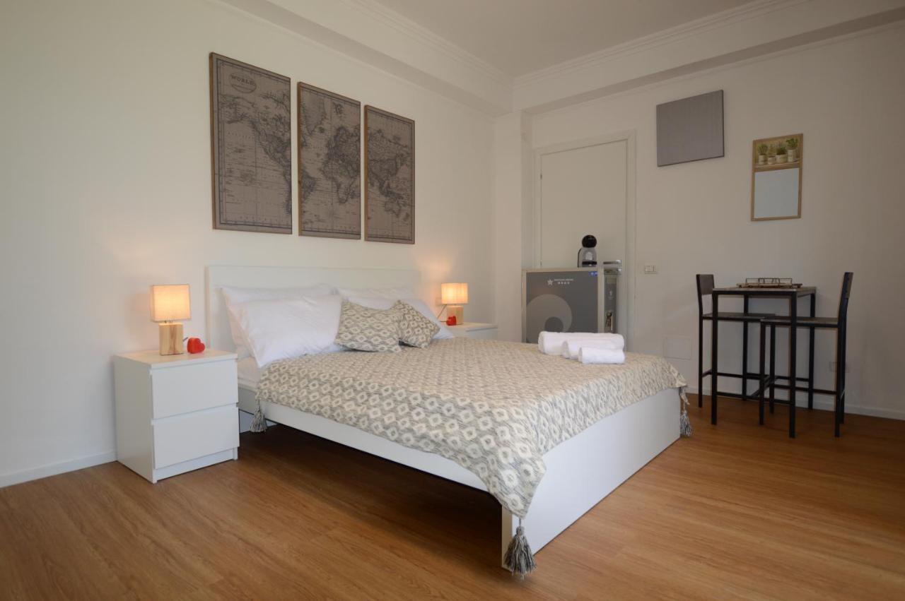 Casa Blanca B&B Latina Exteriér fotografie
